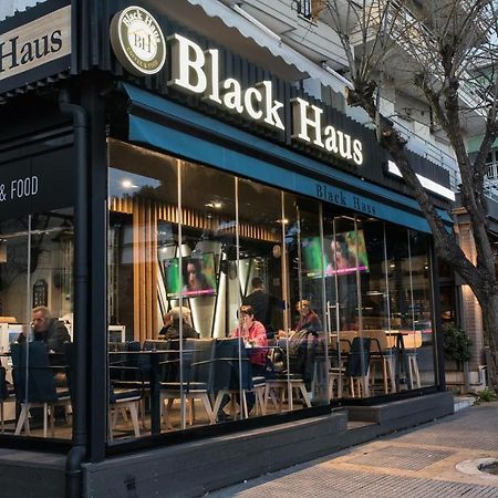 Blackhaus Young Mini テッサロニキ エクステリア 写真